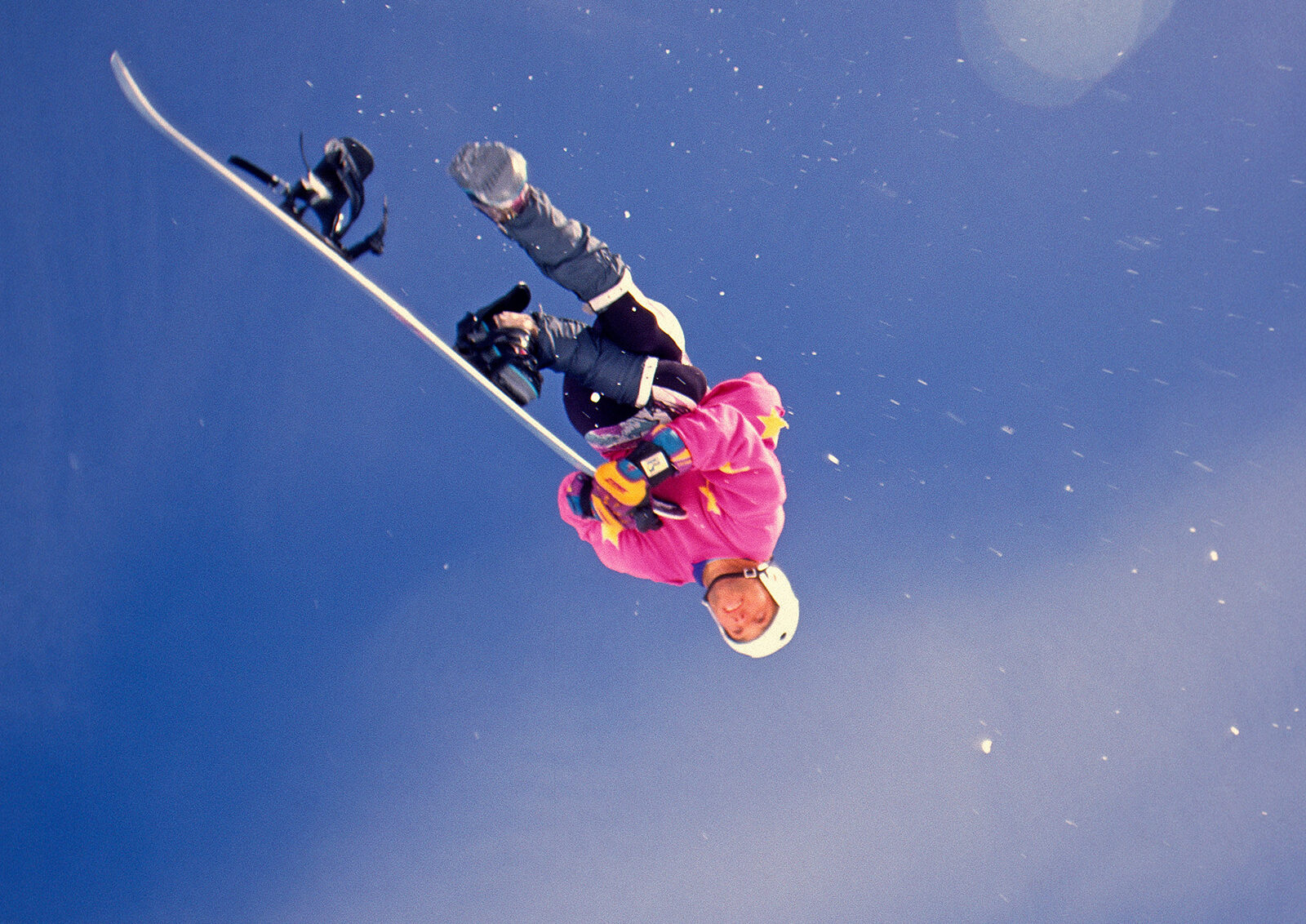 Peter Hauser macht einen Onefooted Backflip